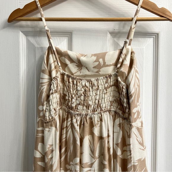 Monteau Los Angeles Linen Blend Dress - Picture 4 of 6